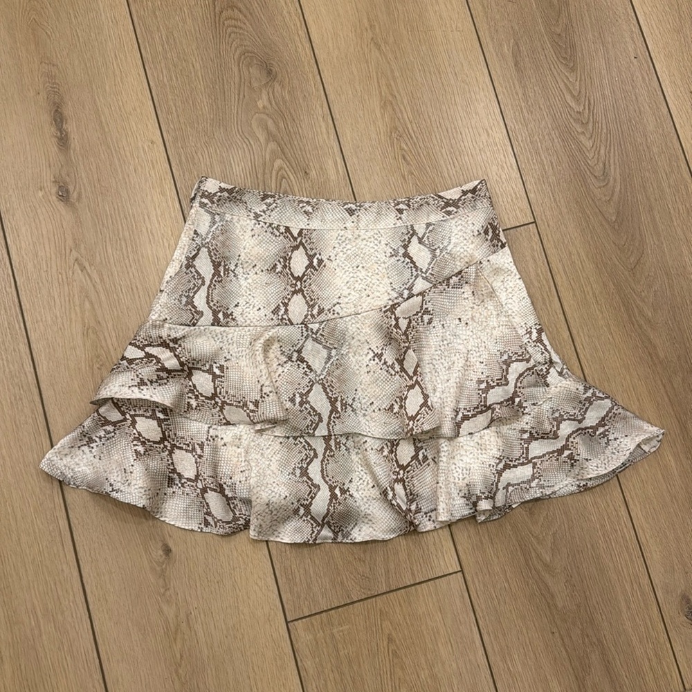 Silk bishop + young skirt